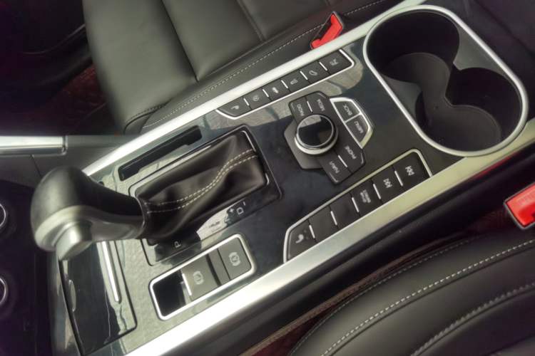 Used Haval H7 2019 2.0T Smart Enjoyment Version China V Standard Interior 4