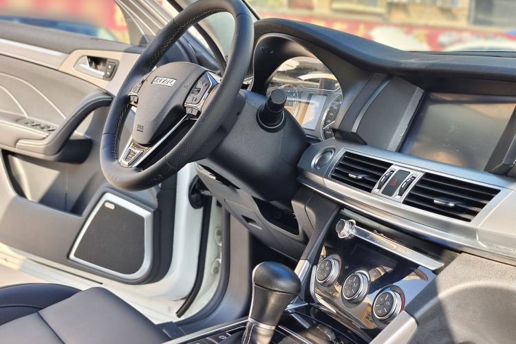 Used Haval H7 2019 2.0T Enjoyment Model China VI Standard Interior 9