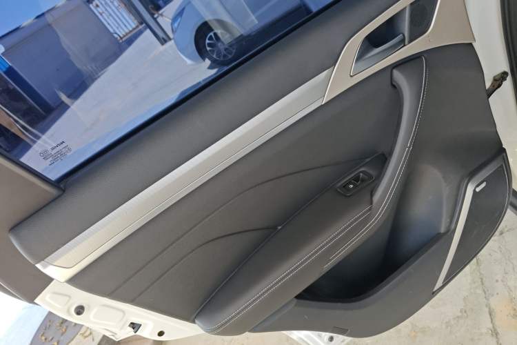 Used Haval H7 2019 2.0T Enjoyment Model China VI Standard Left Rear Door Interior