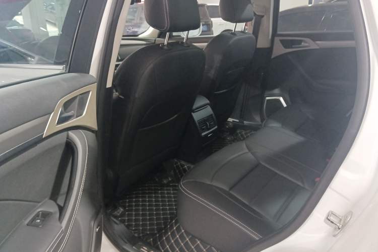 Used Haval H7 2019 2.0T Enjoyment Model China VI Standard Left Rear Seat
