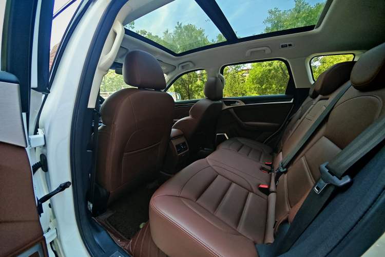 Used Haval H7 2019 2.0T Smart Enjoyment Version China VI Standard Left Rear Seat