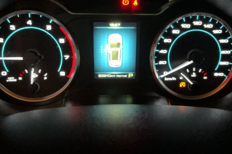 Used Haval H7 2019 2.0T Enjoyment Model China VI Standard Odometer Close Up