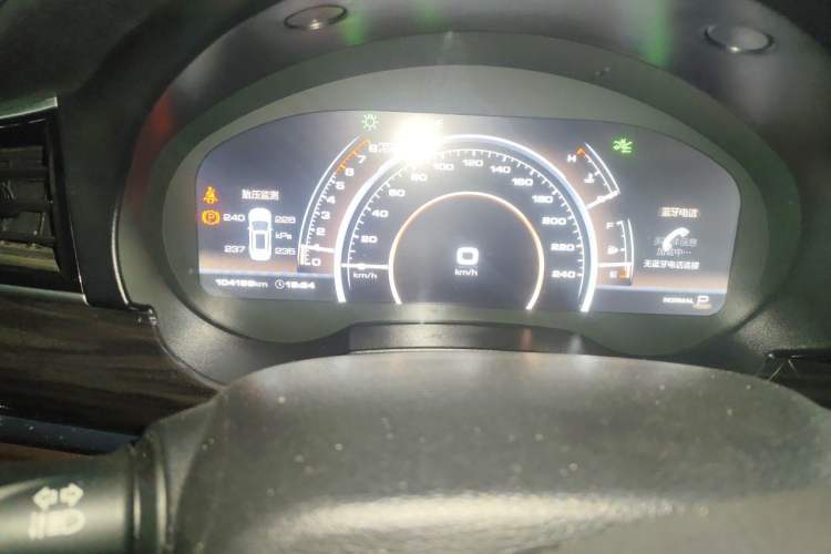 Used Haval H7 2019 2.0T Enjoyment Model China VI Standard Odometer Close Up