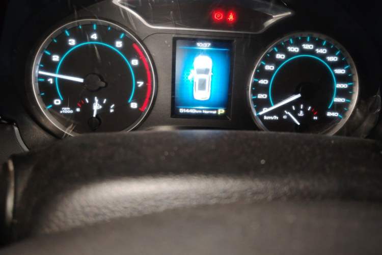 Used Haval H7 2019 2.0T Enjoyment Model China VI Standard Odometer Close Up