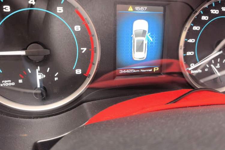 Used Haval H7 2019 2.0T Enjoyment Model China VI Standard Odometer Close Up