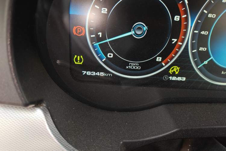 Used Haval H7 2019 2.0T Smart Enjoyment Version China V Standard Odometer Close Up