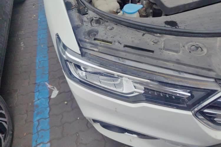 Used Haval H7 2019 2.0T Luxury Edition China VI Standard Right Front Headlight