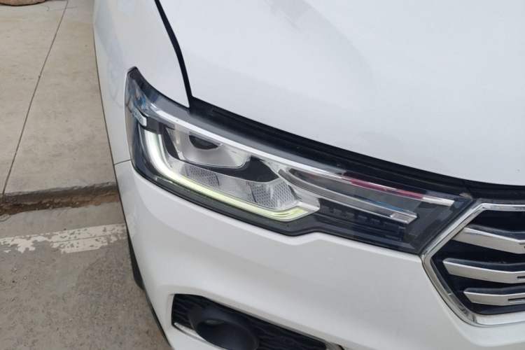 Used Haval H7 2019 2.0T Enjoyment Model China VI Standard Right Front Headlight