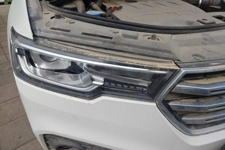 Used Haval H7 2019 2.0T Smart Enjoyment Version China V Standard Right Front Headlight