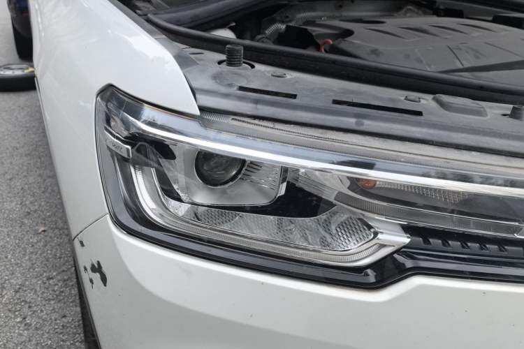 Used Haval H7 2019 2.0T Smart Enjoyment Version China VI Standard Right Front Headlight