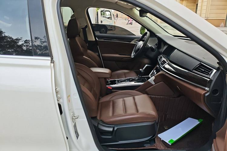 Used Haval H7 2019 2.0T Smart Enjoyment Version China VI Standard Right Front Seat