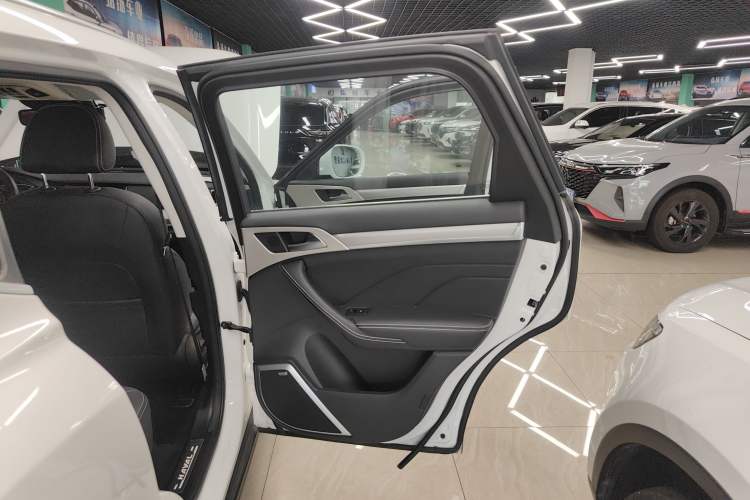 Used Haval H7 2019 2.0T Enjoyment Model China VI Standard Right Rear Door Interior