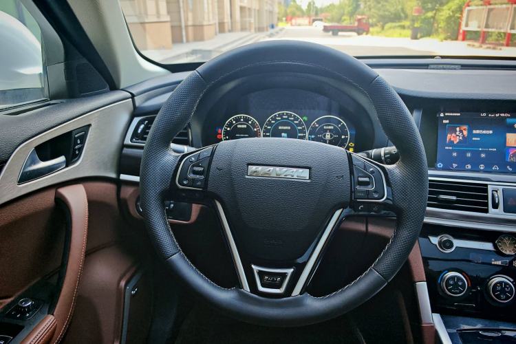 Used Haval H7 2019 2.0T Smart Enjoyment Version China VI Standard Steering Wheel
