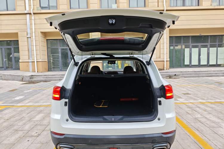 Used Haval H7 2019 2.0T Smart Enjoyment Version China VI Standard Trunk
