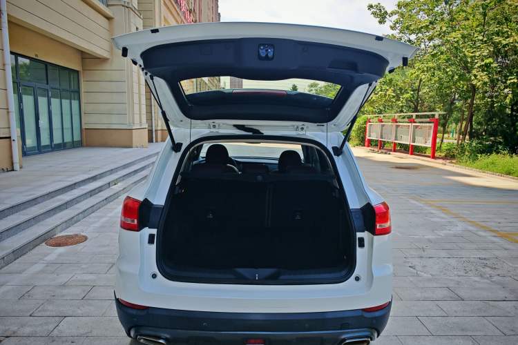 Used Haval H7 2019 2.0T Smart Enjoyment Version China VI Standard Trunk