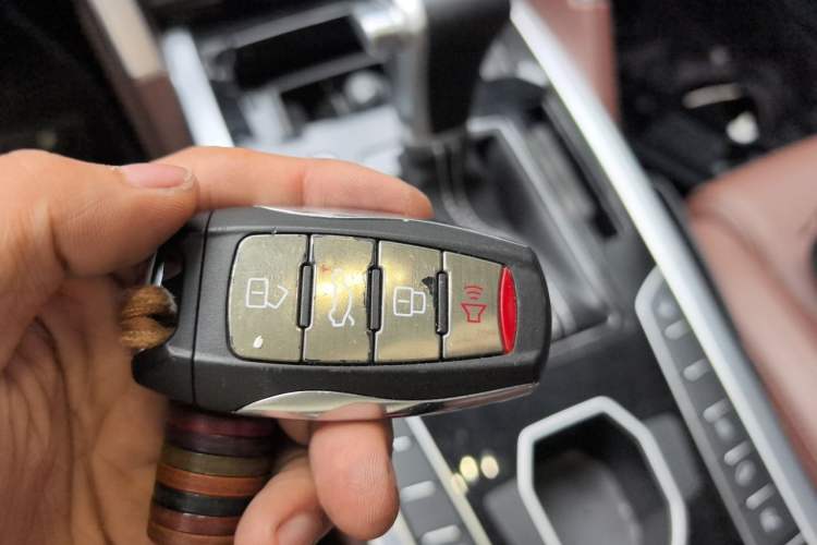 Used Haval H7 2019 2.0T Smart Enjoyment Version China VI Standard Vehicle Key