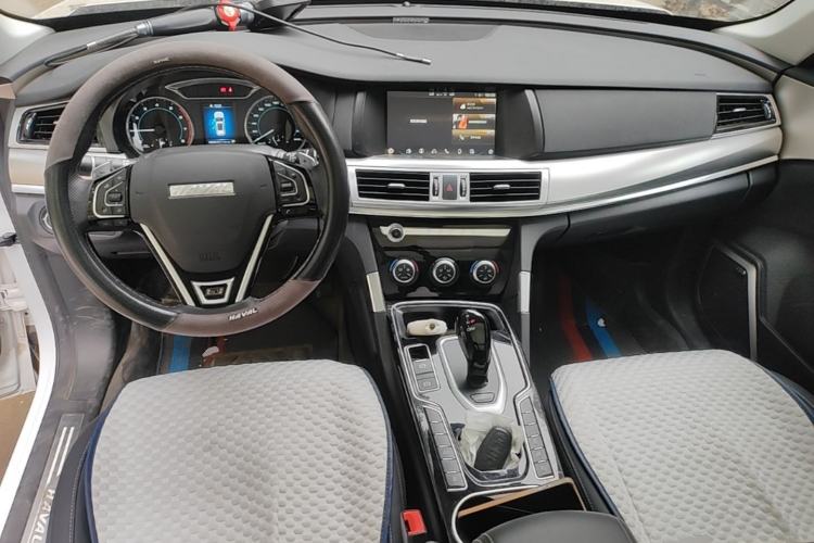 Used Haval H7 2021 2.0T Enjoyment Version Center Console