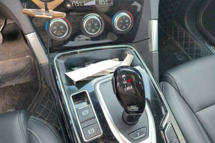 Used Haval H7 2021 2.0T Enjoyment Version Gear Lever