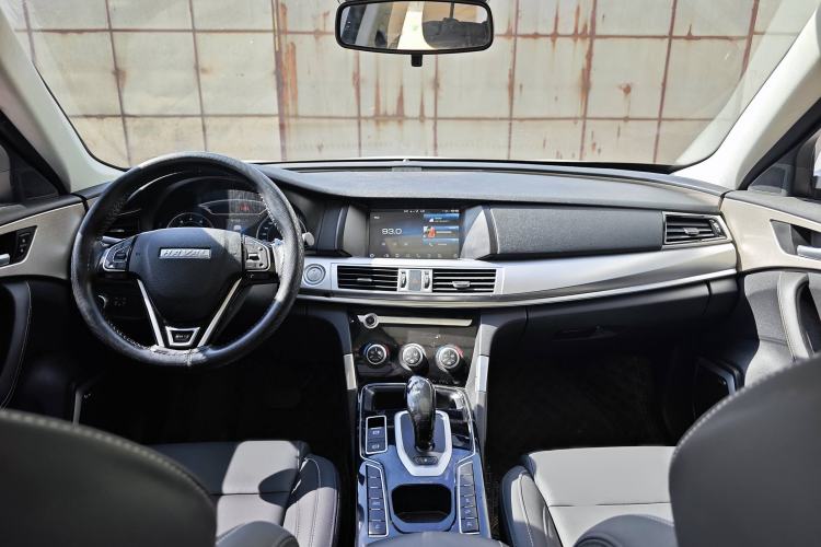 Used Haval H7 2021 2.0T Enjoyment Version Interior 8