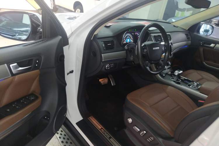 Used Haval H8 2017 2.0T Diesel 4x4 Smart Enjoyment Version Driver Seat
