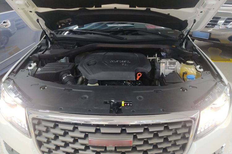 Used Haval H8 2017 2.0T Diesel 4x4 Smart Enjoyment Version Engine Bay