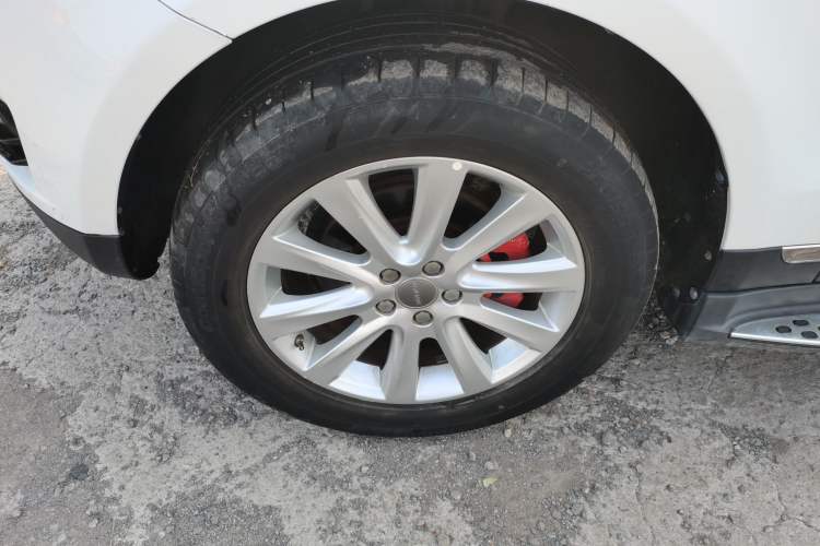 Used Haval H8 2015 2.0T Two-Wheel-Drive Luxury Version Exterior 7
