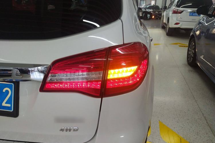 Used Haval H8 2017 2.0T Diesel 4x4 Smart Enjoyment Version Right Rear Taillight
