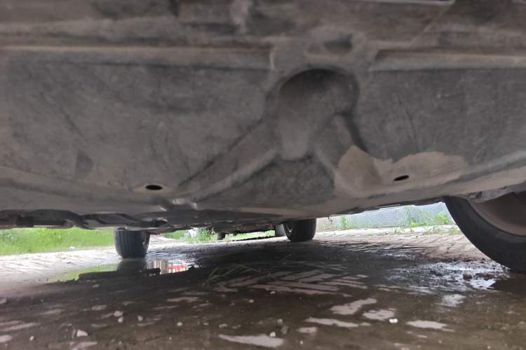 Used Haval H8 2015 2.0T Two-Wheel-Drive Standard Version Chassis Front