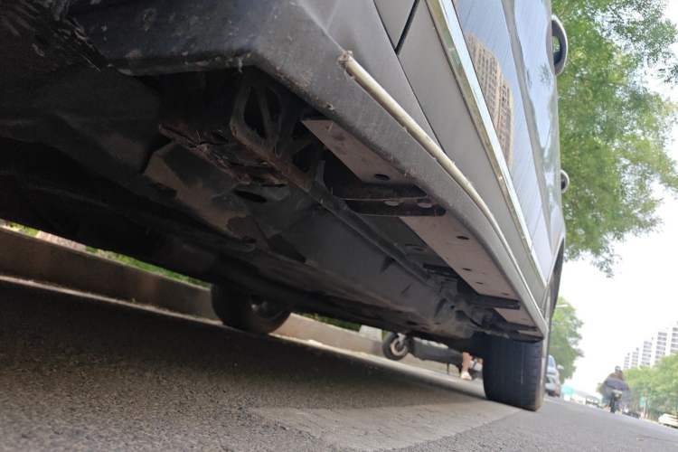 Used Haval H8 2015 2.0T Four-Wheel Drive Luxury Model Chassis Front Left