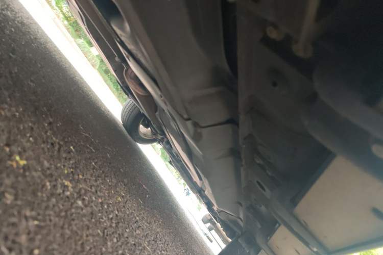 Used Haval H8 2015 2.0T Two-Wheel-Drive Luxury Version Chassis Rear Right