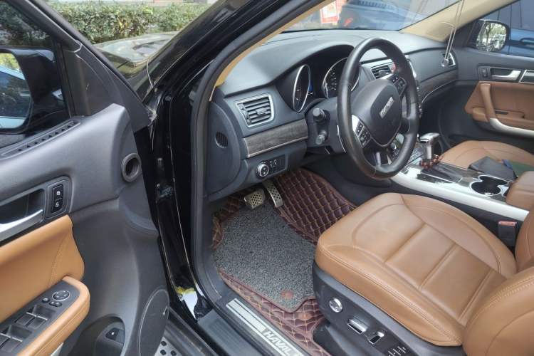 Used Haval H8 2015 2.0T Two-Wheel Drive Comfort Version Driver Seat