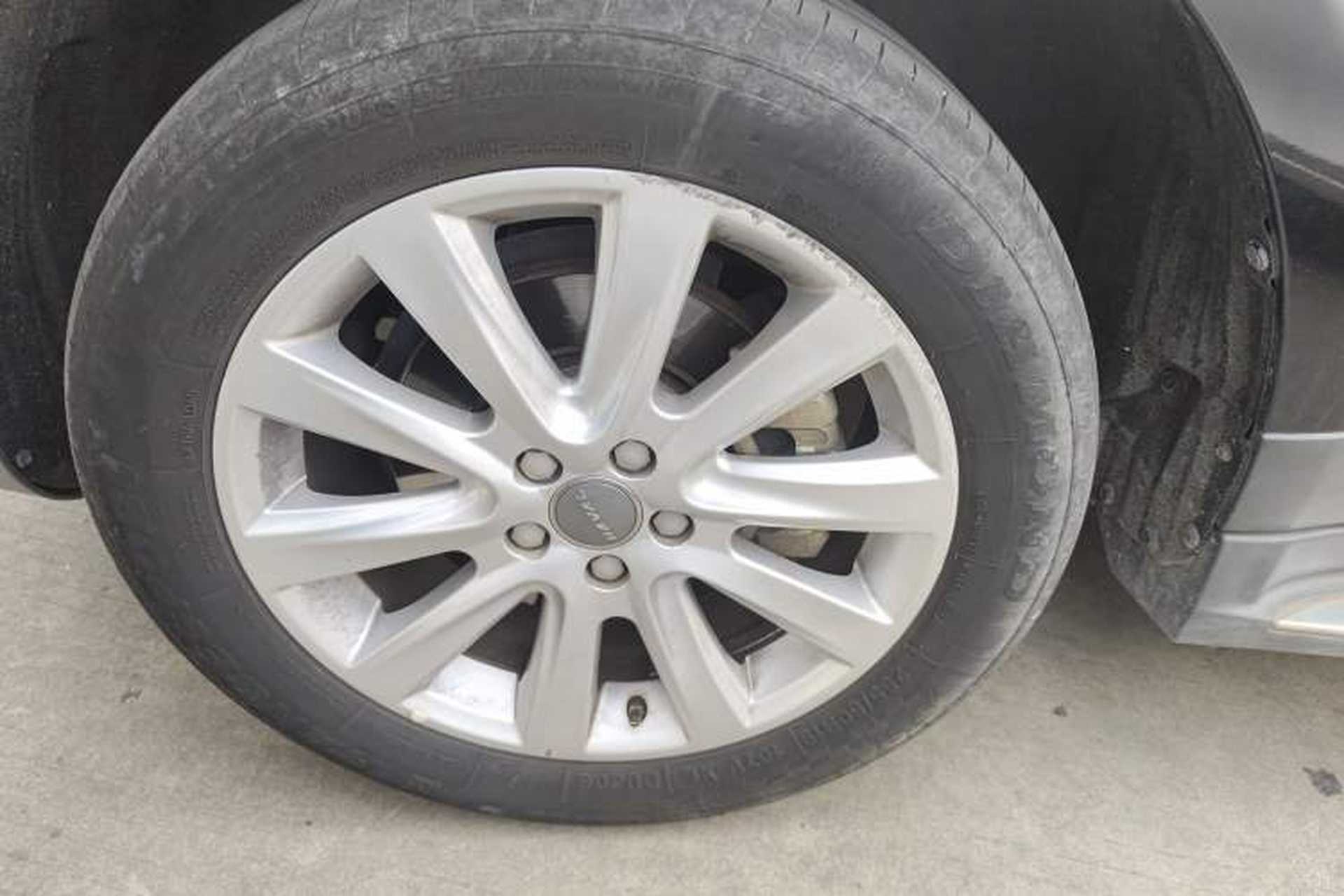Used Haval H8 2015 2.0T Two-Wheel-Drive Luxury Version Exterior 7