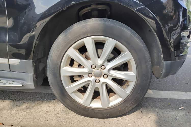 Used Haval H8 2015 2.0T Two-Wheel-Drive Luxury Version Exterior 7