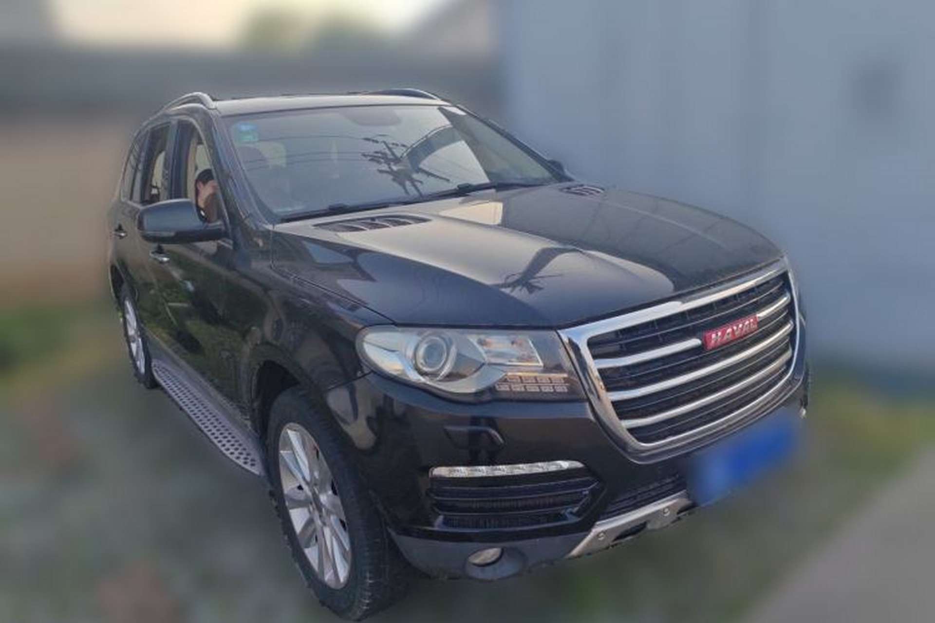 Used Haval H8 2015 2.0T Two-Wheel-Drive Luxury Version Front Right 45 Deg