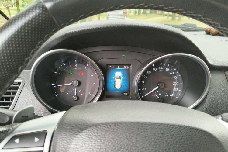 Used Haval H8 2015 2.0T Two-Wheel Drive Comfort Version Instrument Cluster