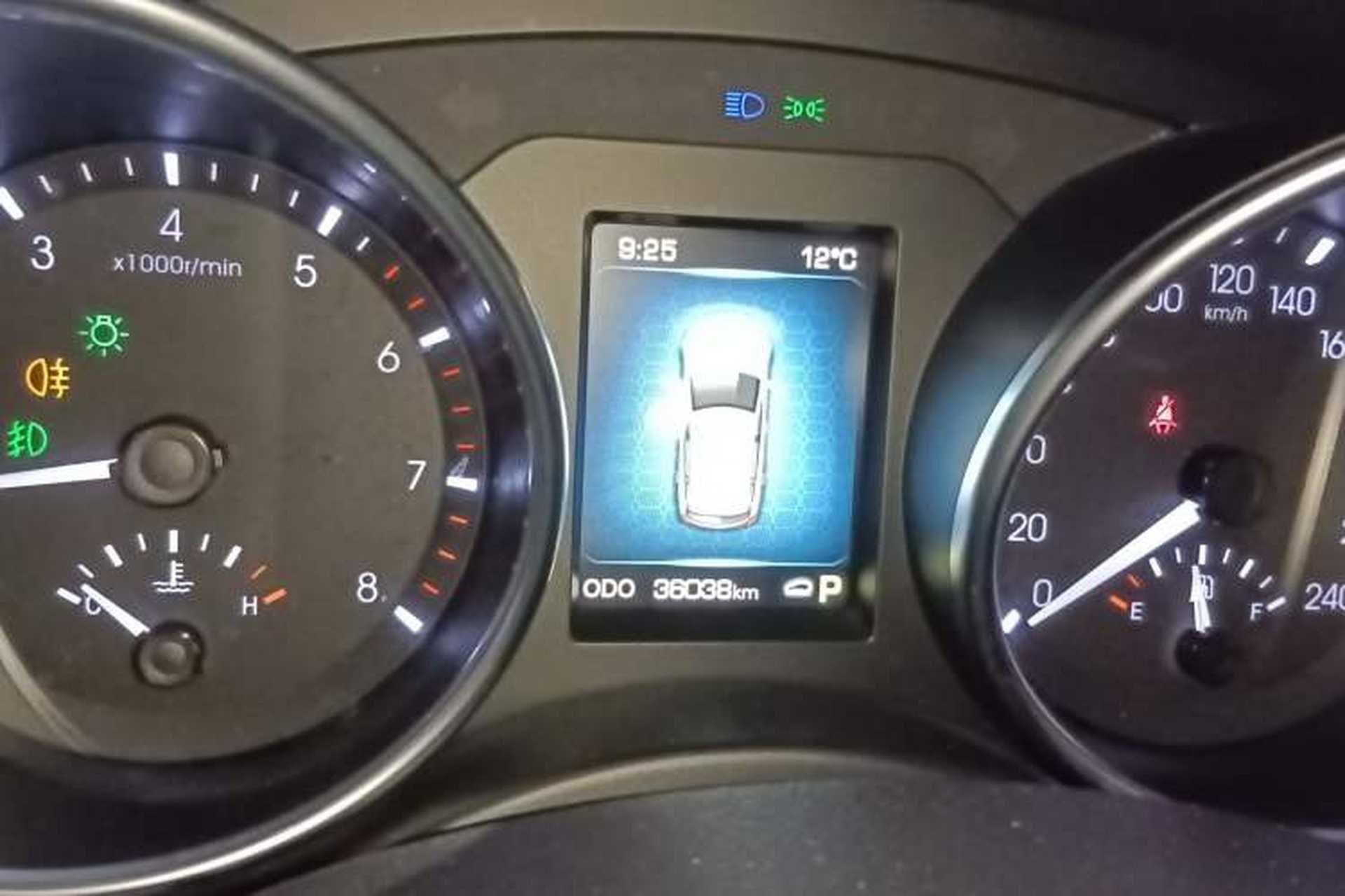 Used Haval H8 2015 2.0T Two-Wheel-Drive Elite Version Instrument Cluster
