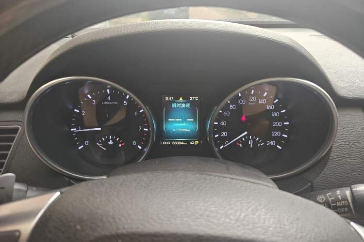 Used Haval H8 2015 2.0T Two-Wheel-Drive Standard Version Instrument Cluster