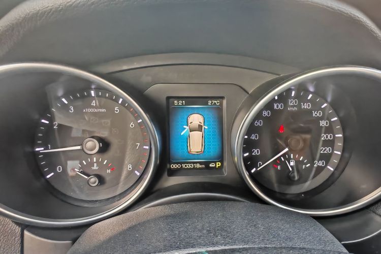 Used Haval H8 2015 2.0T Two-Wheel-Drive Luxury Version Instrument Cluster