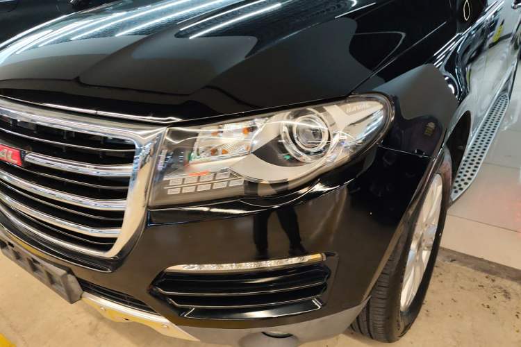 Used Haval H8 2015 2.0T Two-Wheel-Drive Standard Version Left Front Headlight