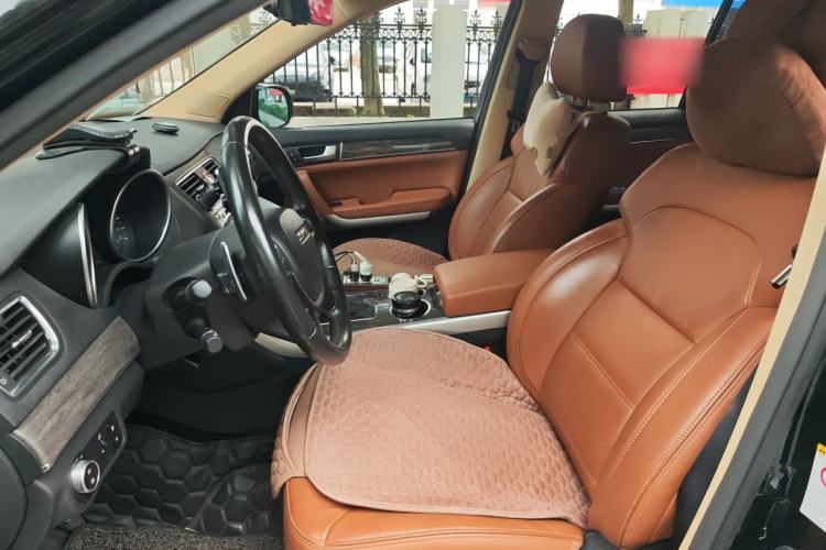 Used Haval H8 2015 2.0T Two-Wheel-Drive Luxury Version Left Front Seat
