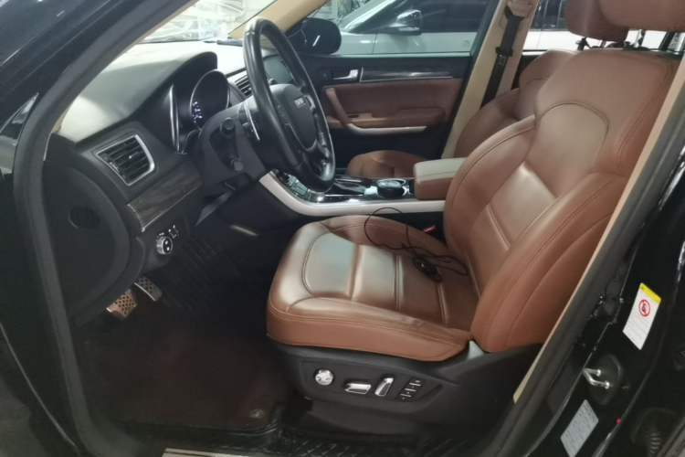 Used Haval H8 2015 2.0T Two-Wheel Drive Comfort Version Left Front Seat