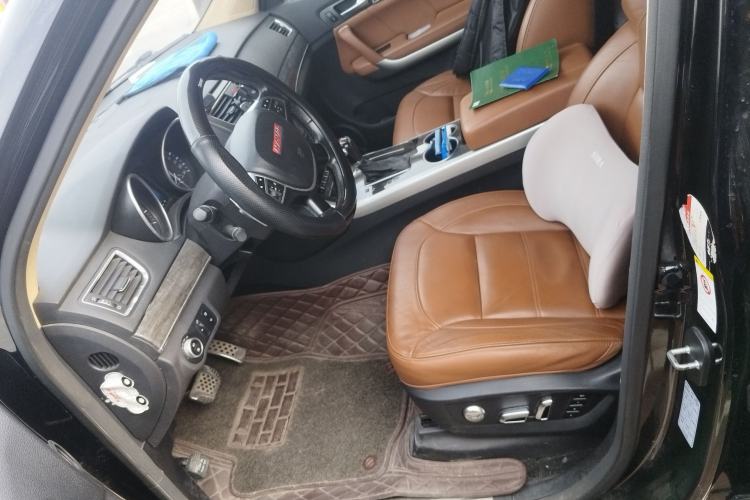 Used Haval H8 2015 2.0T Two-Wheel-Drive Luxury Version Left Front Seat