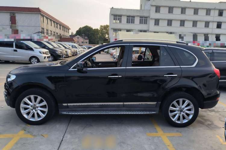 Used Haval H8 2015 2.0T Two-Wheel-Drive Luxury Version Left Side
