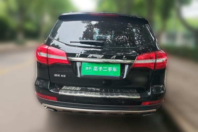 Used Haval H8 2015 2.0T Two-Wheel-Drive Luxury Version Rear