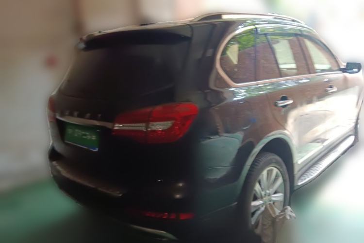 Used Haval H8 2015 2.0T Two-Wheel-Drive Luxury Version Rear Right 45 Deg