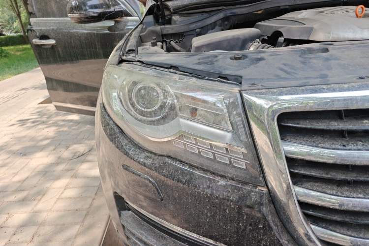 Used Haval H8 2015 2.0T Four-Wheel Drive Luxury Model Right Front Headlight