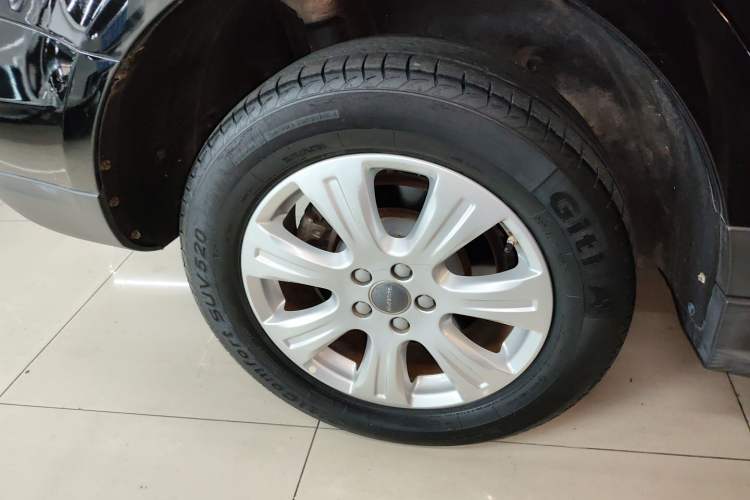 Used Haval H8 2015 2.0T Two-Wheel-Drive Standard Version Right Rear Wheel Hub