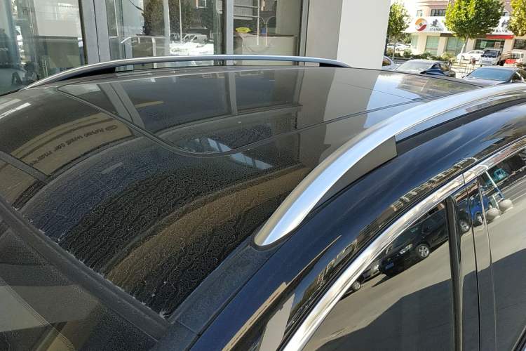 Used Haval H8 2015 2.0T Two-Wheel Drive Comfort Version Roof