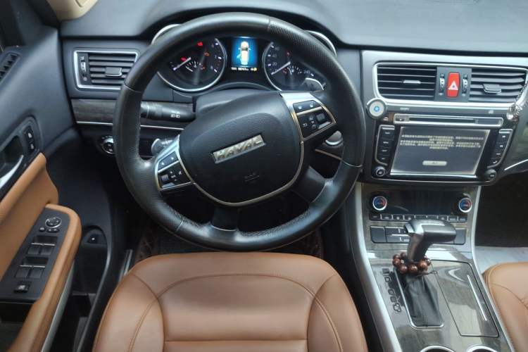 Used Haval H8 2015 2.0T Two-Wheel Drive Comfort Version Steering Wheel