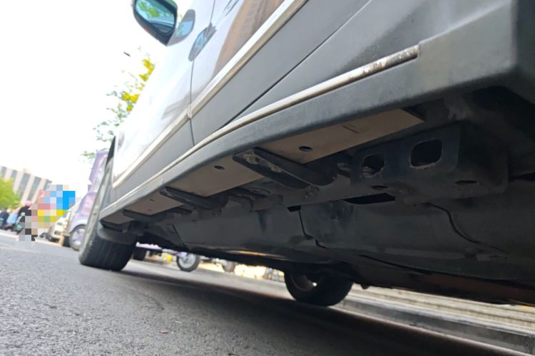Used Haval H8 2015 2.0T Two-Wheel Drive Comfort Version Chassis Rear Left